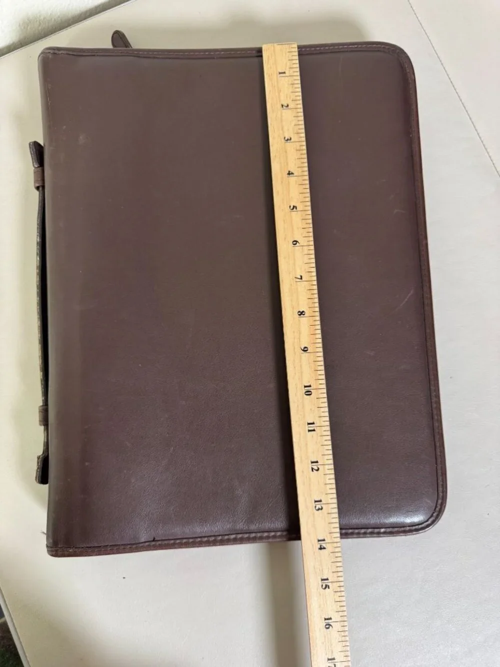 Coach Brown Leather Zip Around Portfolio Binder 3-Ring Organizer Interior Pocket